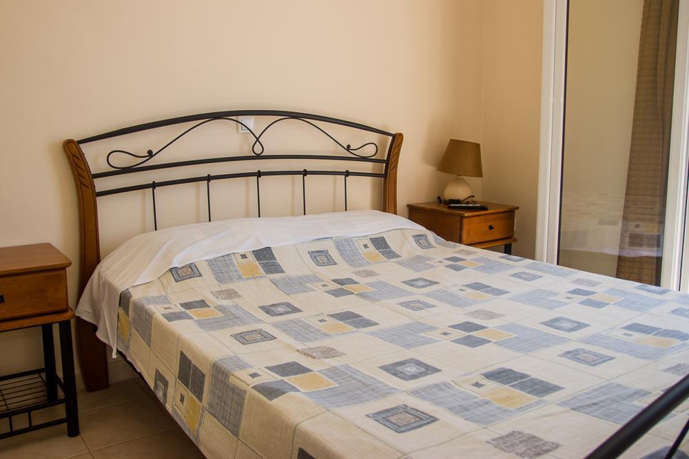 Filoxenia Apartment Yénion Екстериор снимка